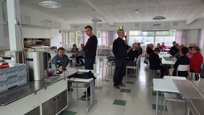 Alkusanat tervetuloa toivotuksineen puheenjohtajalta Pekka Niemi
