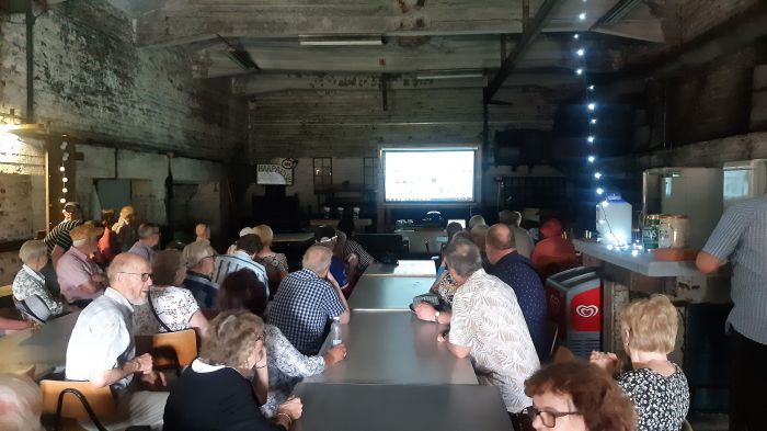 Dia esitys Järvimalmin käsittelystä Raudaksi.
