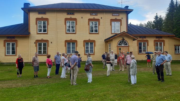 Haapakosken päärakennus
