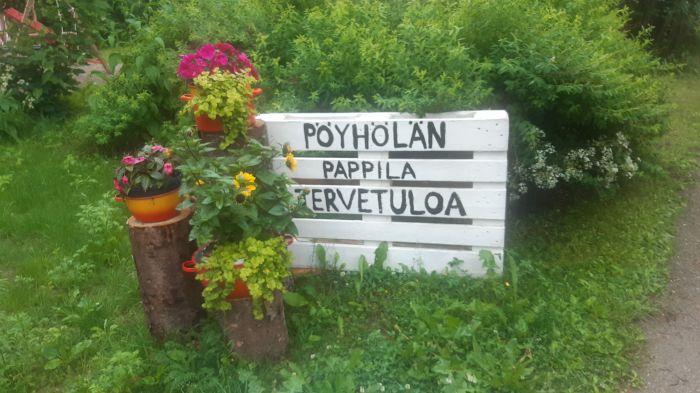 Ruokailun aika Pöyhölän pappilassa
