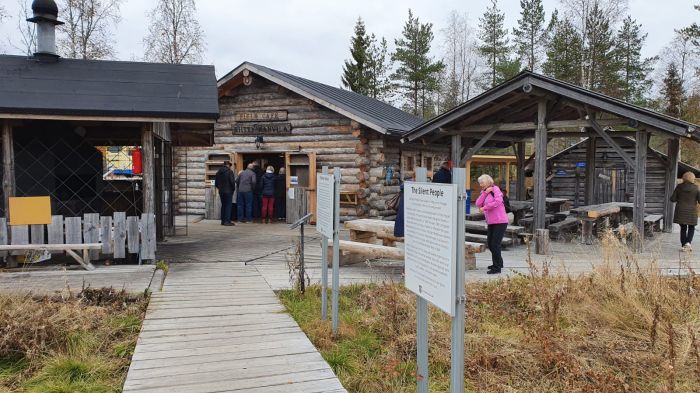 Hiljaisen kansan niittykahvila
