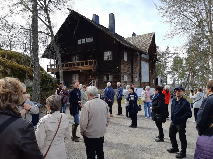 Pekka Halosen erämaa ateljee Halosenniemi
