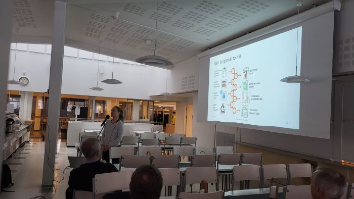 Tutkimusjohtaja Senni Lipponen kertoo Biopankista
