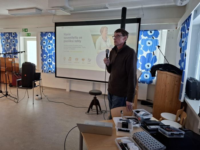 Jukka Lampi Vanhustyön keskusliitosta, kertoi kodin parannus työstä
