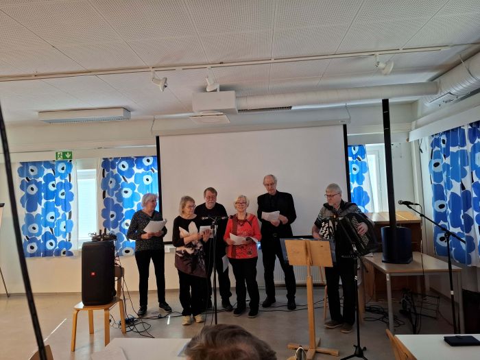 Pörriäiset esiintyi
