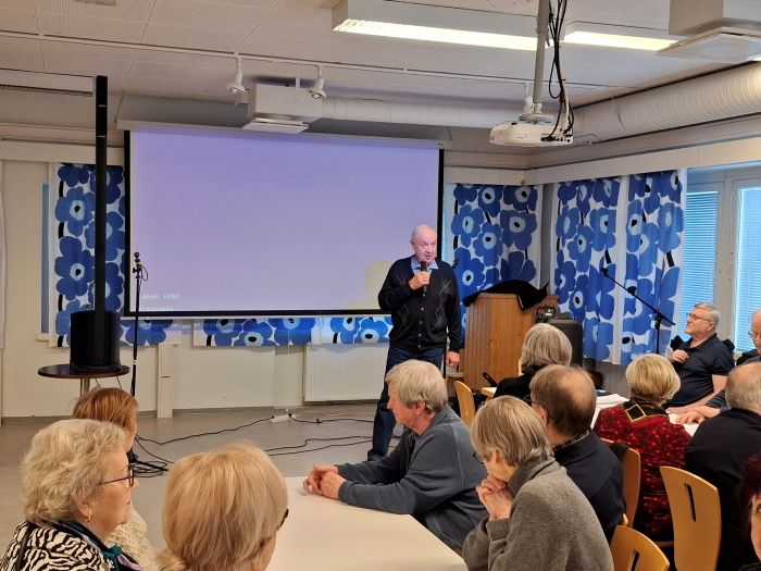 Seppo toimi puheenjohtajana
